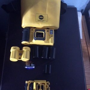 WATERPROOF CAMERA with Accessories